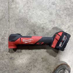 Milwaukee Fuel Multitool With 5.0 Battery