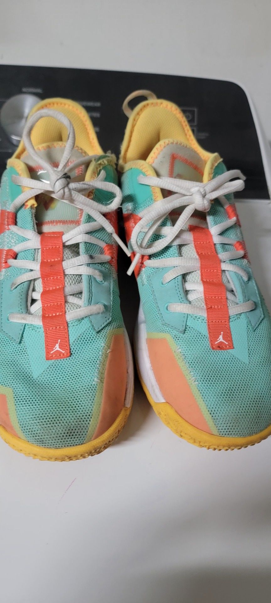 Men's shoes