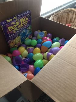 Huge box of Multicolor plastic Easter eggs