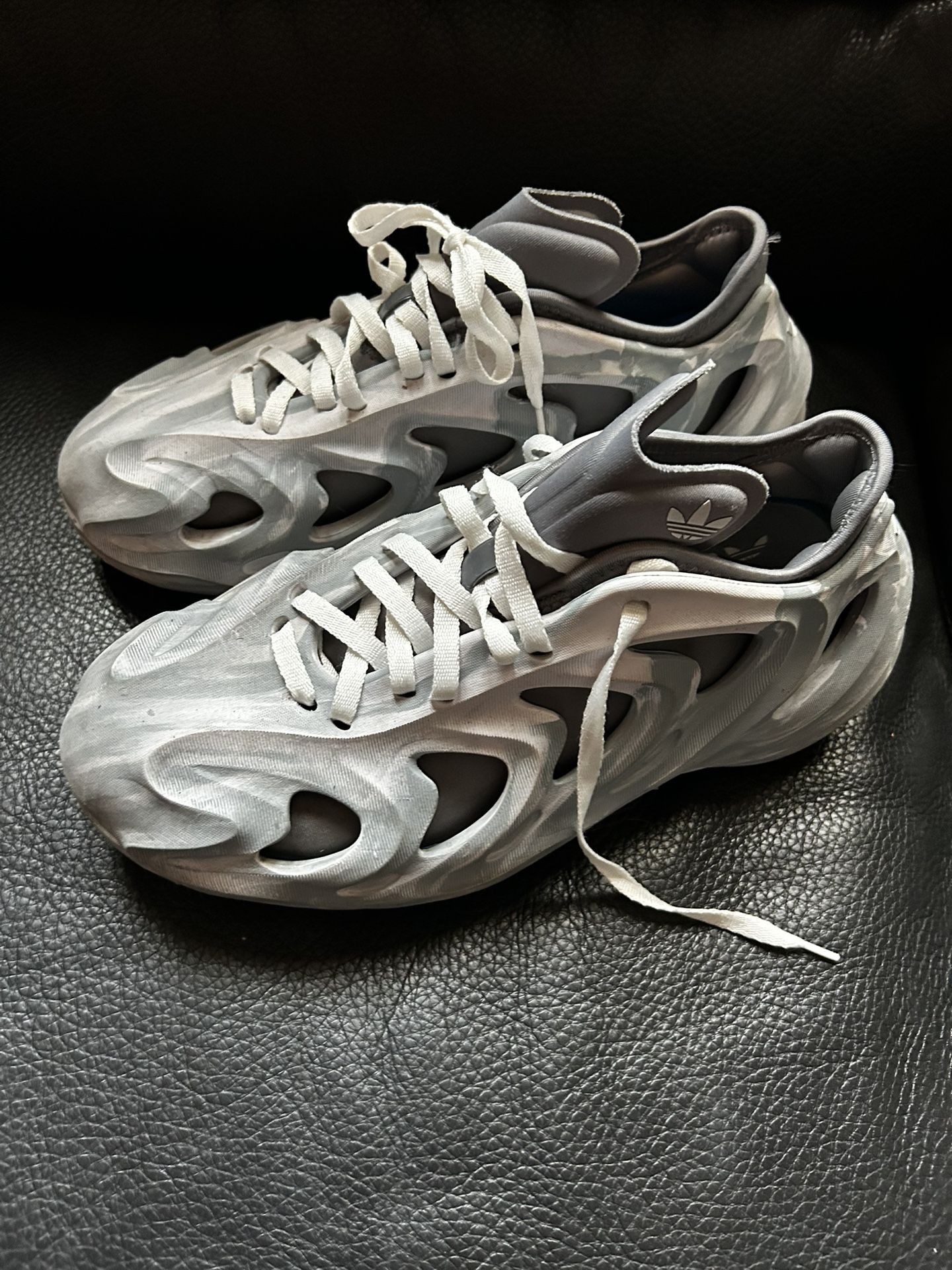 Size 9 Adidas
