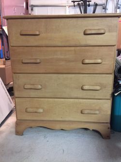 Wood dresser