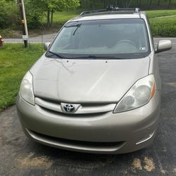2010 Toyota Sienna