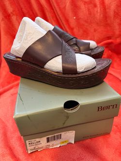 NIB Born Keller Dark Brown Leather Wedge Sandals Women's Size 10