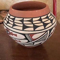 American Indian Hopi Pottery