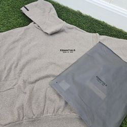 Essential Hoodie 