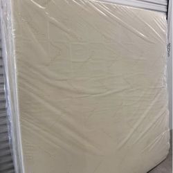 Tempurpedic King   Mattress 