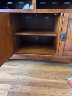 Wood TV Stand / Media Console – Needs Minor Repair