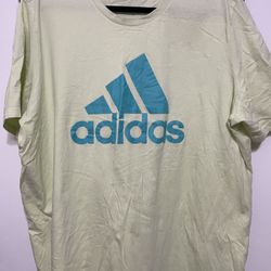 Adidas Women’s TShirt 2XL