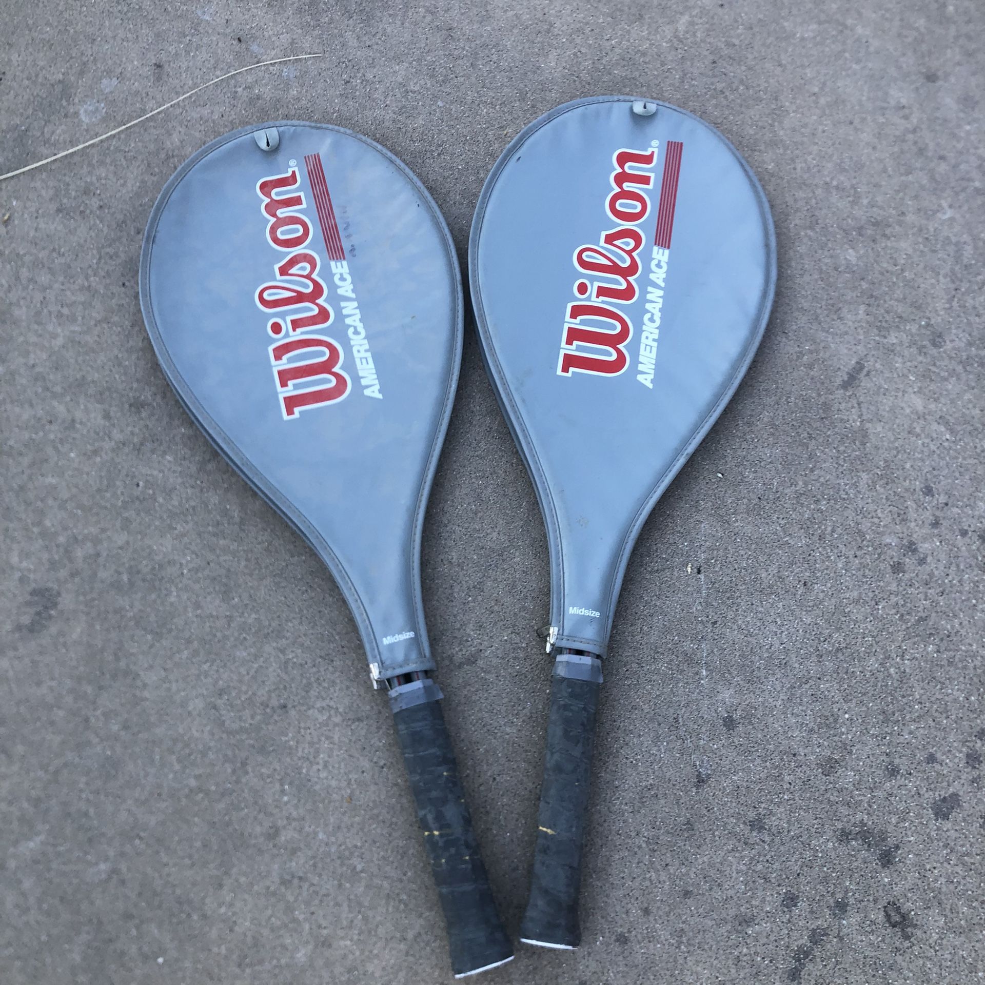 Wilson American Ace Midsize 4 3/8 Tennis Racket Gray w/Cover