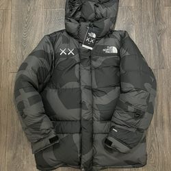 KAWS x The North Face Retro 1994 Himalayan Parka Black Size M