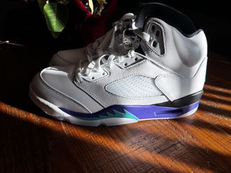 Jordan 5 Grape Size 8.5