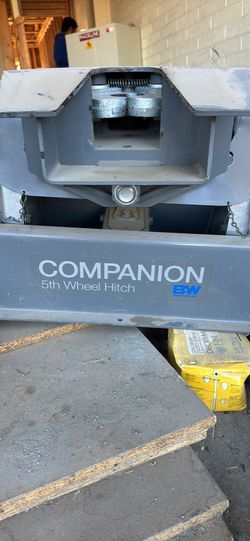 5th wheel hitch