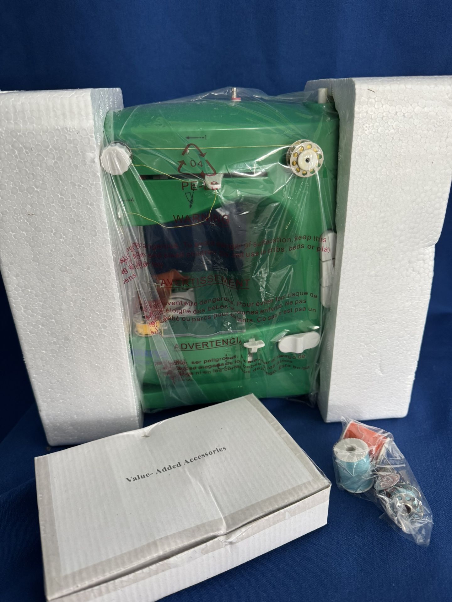 Vintage - SEW E Z Plus, Sewing Machine, NEW in BOX, Green