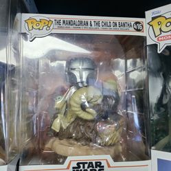 The Mandalorian And The Child On Banth Funko Pop 