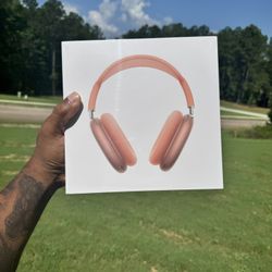 Orange AirPod Max 