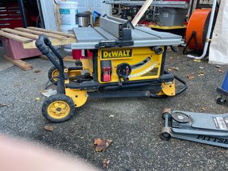DeWalt 10” Table Saw w/ Built in collapsible legs and dolly