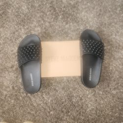 Steve Madden Black New Sandals
