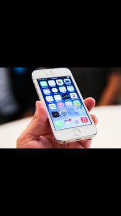 IPHONE 5S Unlocked 16GB For Sale $250