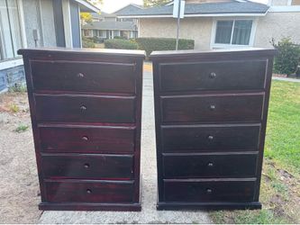 Dresser sets