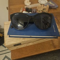 CHANEL pantos Sunglasses