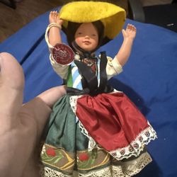 VTG Vierlanden Hamburg Souvenir Doll Trachten Puppen HP Hand Painted 6" Tall