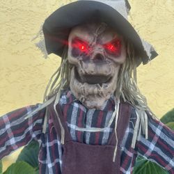 Halloween Scarecrow Decoration