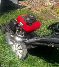 Briggs & Stratton 3.5HP Gas Lawn Edger