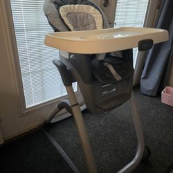 Graco  6 In 1 High Chair
