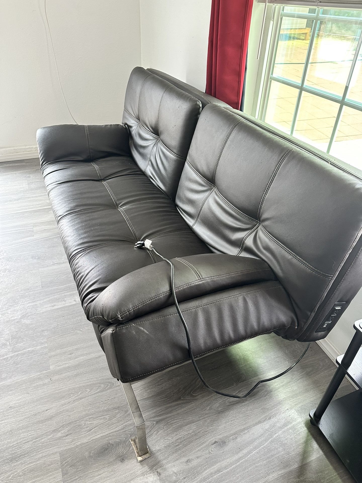 Relax A Lounger Convertible Sofa/couch