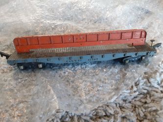 VINTAGE LIONEL AND AMERICAN FLYER Thumbnail