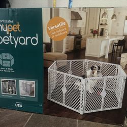 *Brand NEW* 6-panel Pet/Child Enclosure 