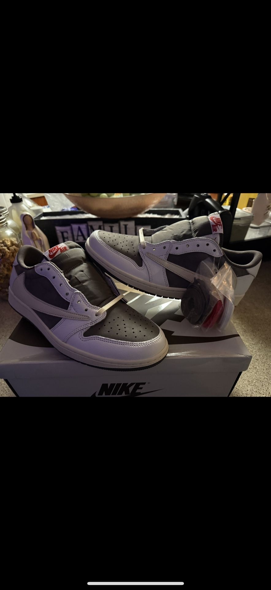 Travis Scott Air Jordan 1 Mocha Size 11