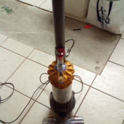 Dyson Vacuum 