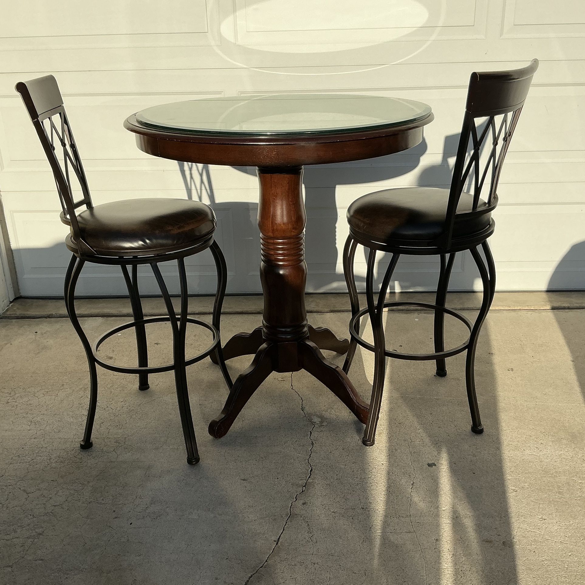 Pub Table w/ 2 Bar Stools