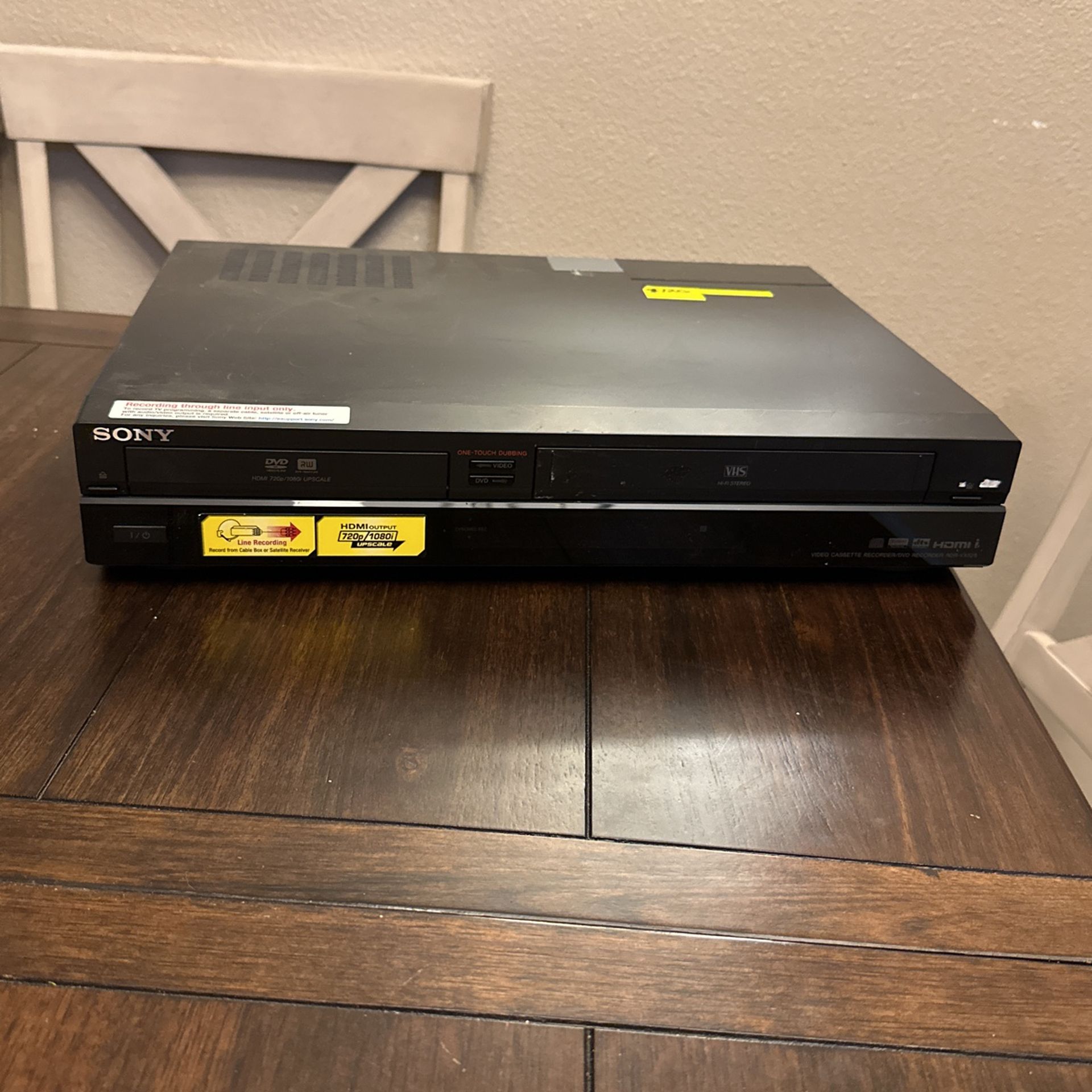 Sony RDR - VX525 VHS / DVD DUBBING