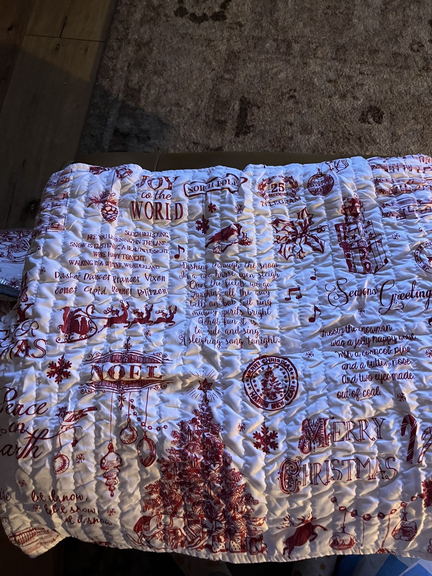 Christmas Bed Spread