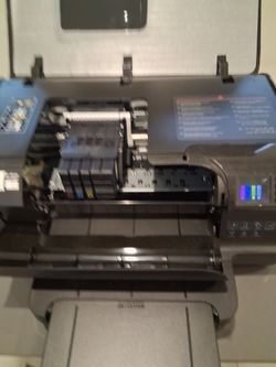 Hewlett-Packard Officejet 8100 black and color printer