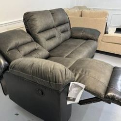 EARHART SLATE RECLINING LOVESEAT WITH CONSOLE