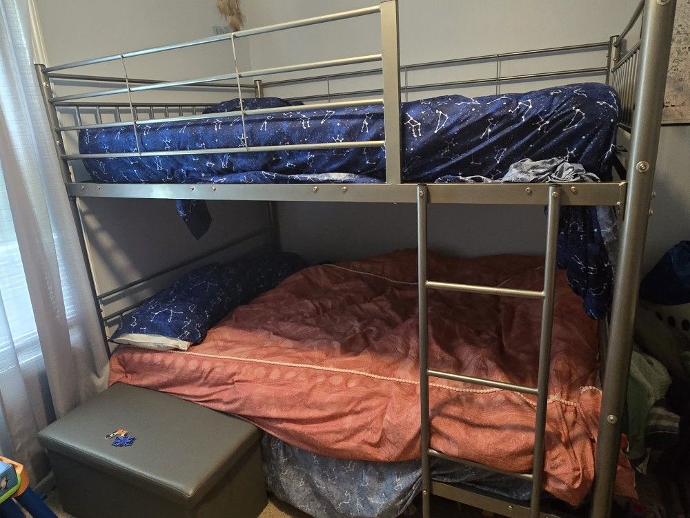 Full Over Full Metal Bunk Beds