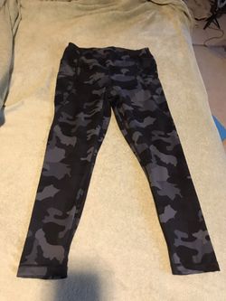 Camo yoga pants
