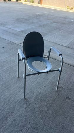 Heavy-Duty Bedside Commode Chair – Portable Toilet Chair with Armrests