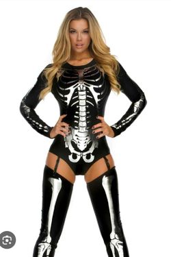 Hollween must have all eyes on you