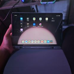 Lenovo P11 Tablet With Pen And Case