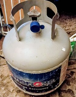 Full propane tank