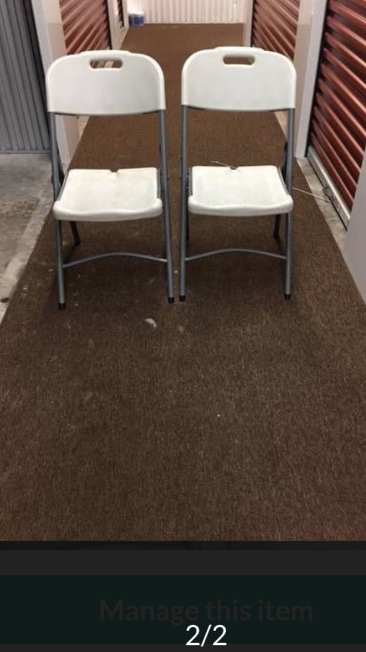 $15 For 2 Folding Chairs And 1 Barstool 