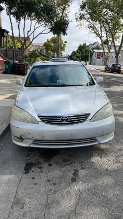 2005 Toyota Camry XLE - Runs & Drives