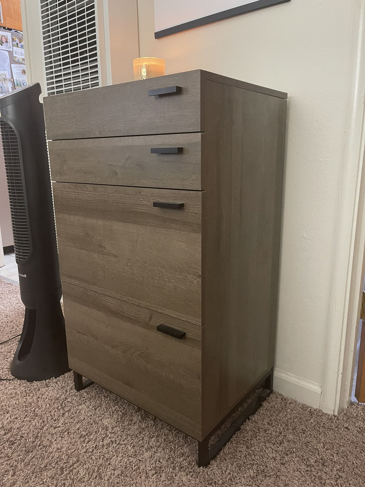 4 Drawers (Tall Chest of Drawers)