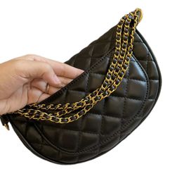Chanel Vip Bum Bag for Sale in Boston, MA - OfferUp