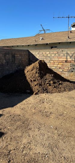 FREE CLEAN DIRT !! TIERRA LIMPIA GRATIS