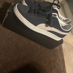 Classic Navy Blue Suede Pumas